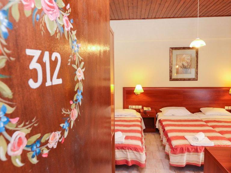 Spa Hotel Alex Loutra Edipsou  Esterno foto