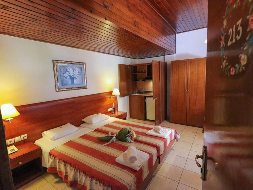 Spa Hotel Alex Loutra Edipsou  Esterno foto
